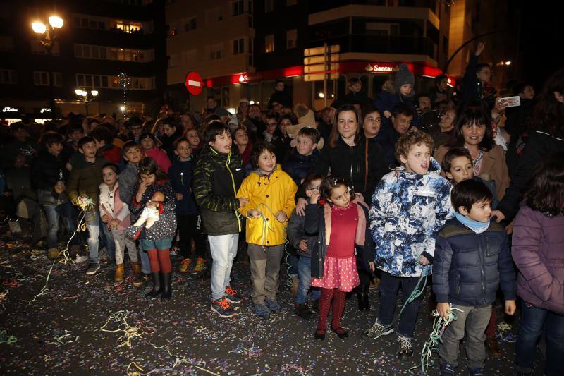 ¿Estuviste en la cabalga de Reyes de Gijón? ¡Búscate!