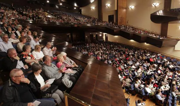 El Auditorio, en uno de los multitudinarios conciertos celebrados desde su inauguración en 1999. 
