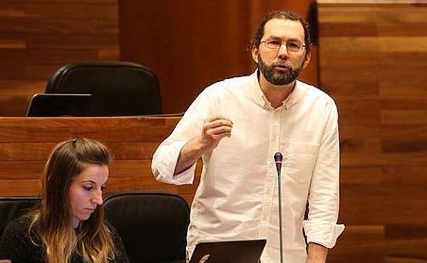 Emilio León: «No hay alianza que justifique que se renuncia a derechos como la gratuidad de 0 a 3»