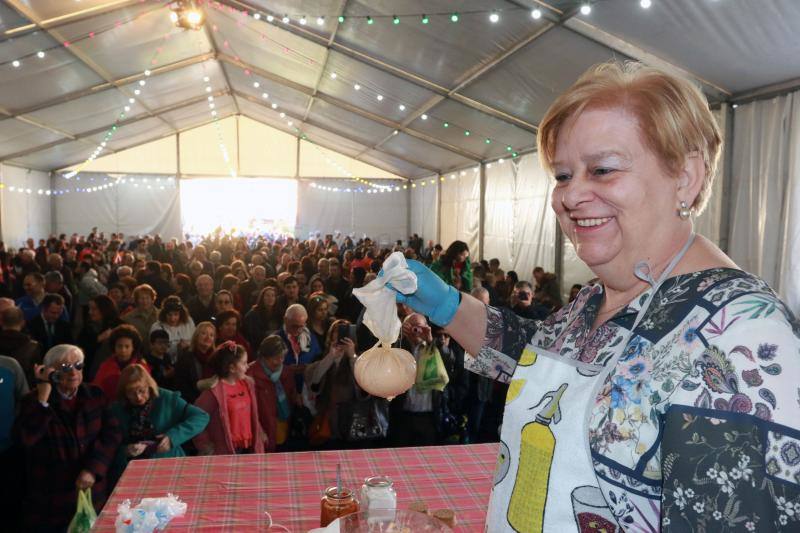 Los elaboradores artesanos de este queso piden en Morcín una mayor promoción