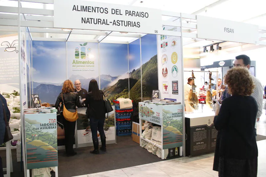 Una veintena de productos asturianos demuestran el poderío de la región en el congreso de cocina de vanguardia más importante del país 