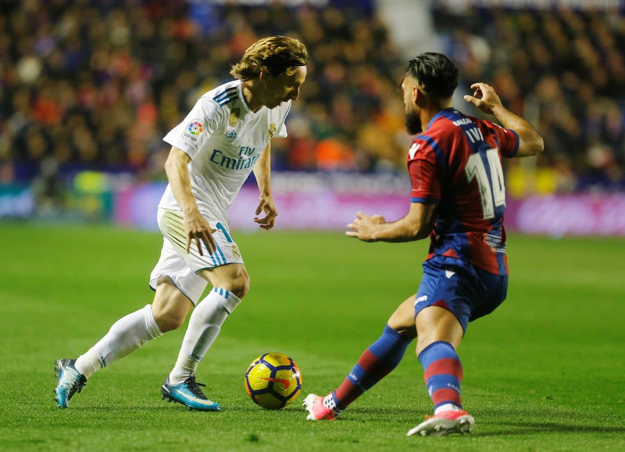 Los blancos empataron con el Levante como ya ocurrió en el Santiago Bernabéu.