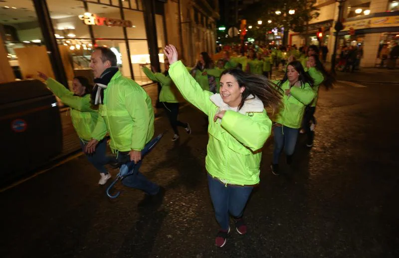 El músico, todo un clásico del carnaval en Asturias, fue el encargado de dar el pregón que inicia la fiesta