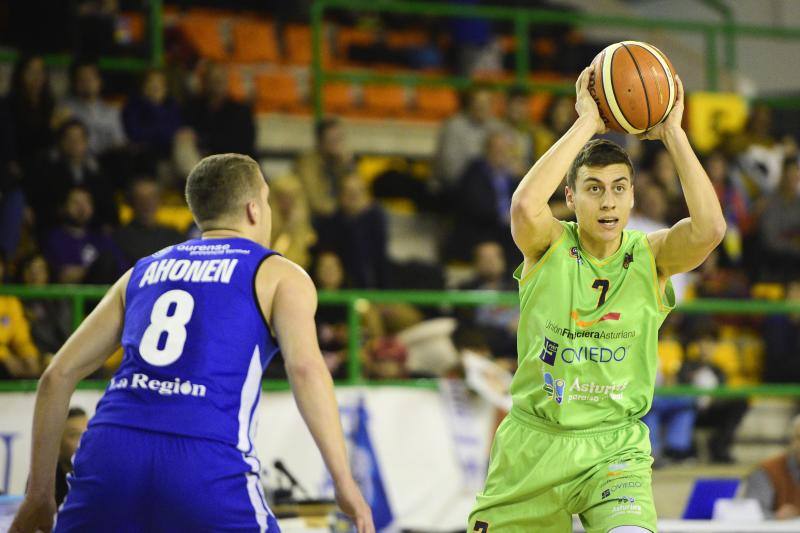 El conjunto ovetense no logró remontar el encuentro ante los gallegos, que dominaron el marcador durante todo el encuentro