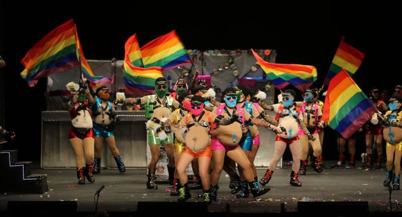 Cruzaos de Ceares, Los tardones, Folixa pa toos, Perdíos de los nervios y Los acoplaos han sido los encargados de estrenar el concurso.