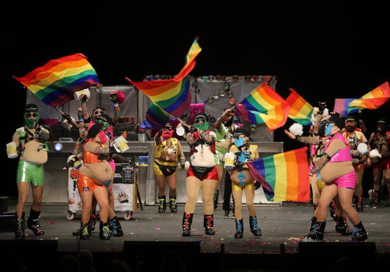 Cruzaos de Ceares, Los tardones, Folixa pa toos, Perdíos de los nervios y Los acoplaos han sido los encargados de estrenar el concurso.