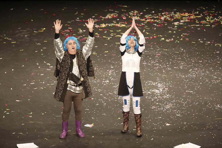 Los más pequeños de la casa ponen su originalidad y desparpajo sobre el escenario del Teatro Jovellanos un año más