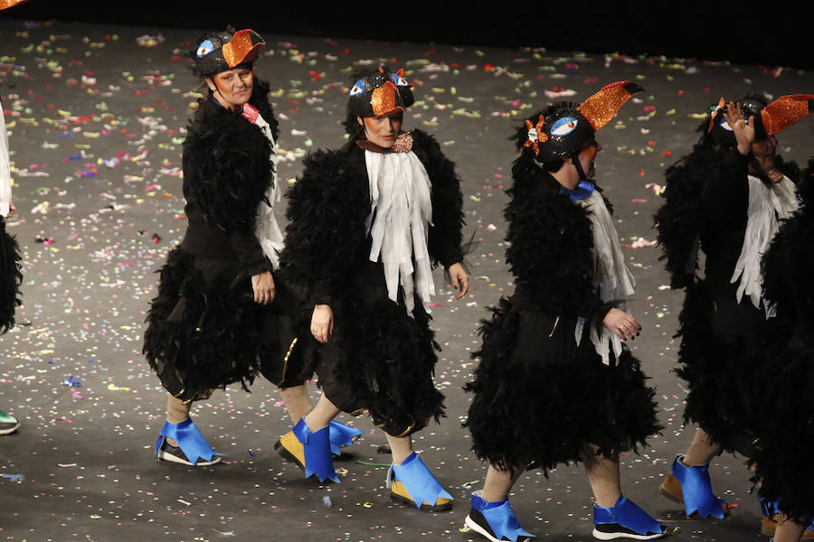 Los más pequeños de la casa ponen su originalidad y desparpajo sobre el escenario del Teatro Jovellanos un año más