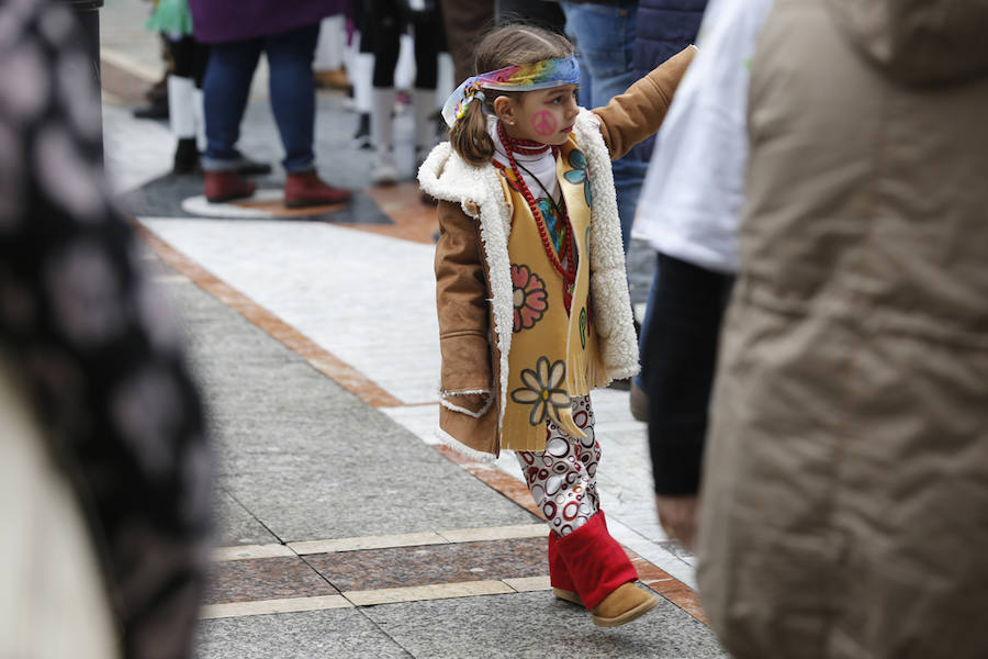 Los más pequeños de la casa ponen su originalidad y desparpajo sobre el escenario del Teatro Jovellanos un año más