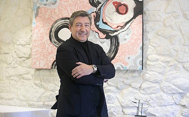 Joan Roca, con el premio Fomento de la Cocina Asturiana. 