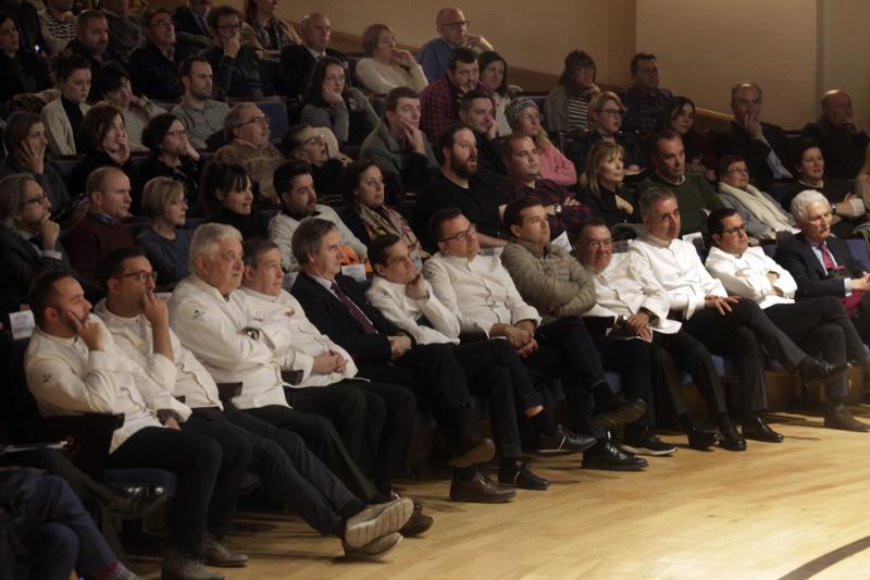 El cocinero catalán ha sido reconocido por "su importante aportación a la gastronomía, su capacidad formativa, su creatividad sin límites y por ser un estudioso de los alimentos y sus propiedades"