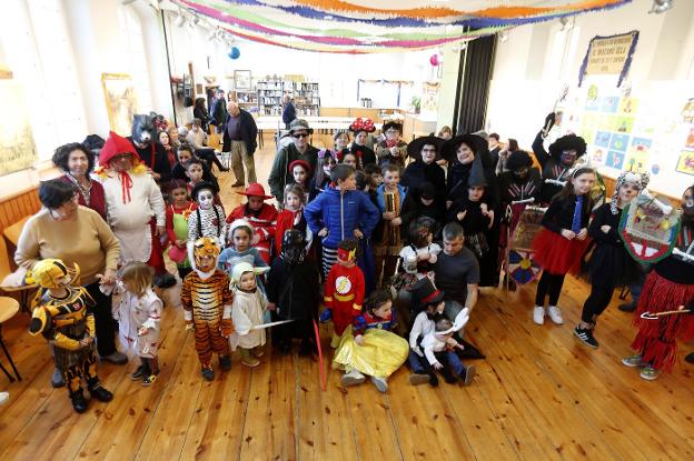 Carnaval mágico en La Corredoria y Bueño