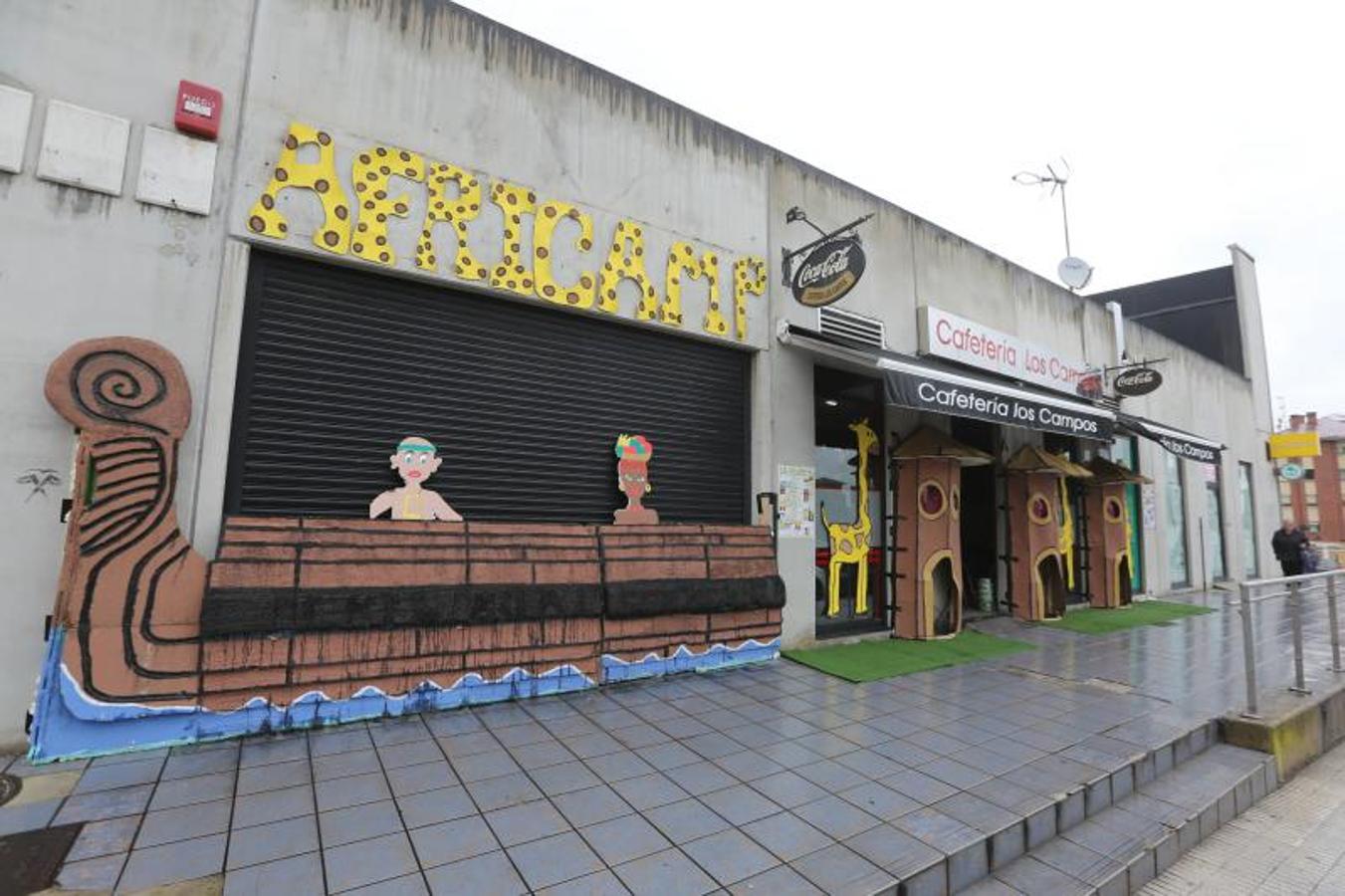 El Populart, en la plaza de El Carbayedo, ha vuelto a ganar este año el concurso de chigres antroxaos