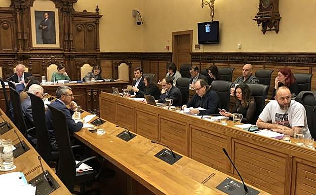 Pleno en el Ayuntamiento de Gijón. 