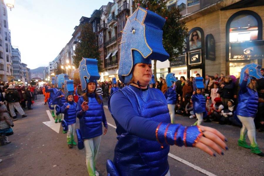 ¿Estuviste en el desfile de Antroxu de Oviedo? ¡Búscate! (1)