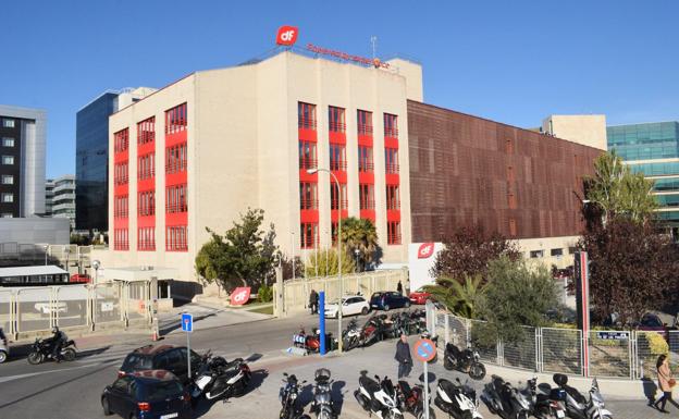 Duro anuncia que ajustará su plantilla en Gijón y Madrid y mantendrá a los 'expatriados'