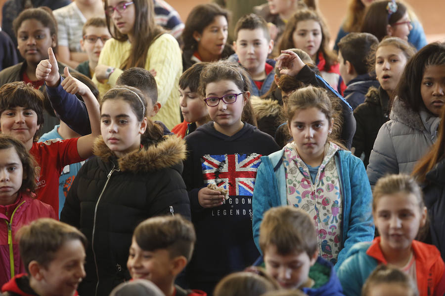 En la Escuelona conviven niños de diferentes nacionalidades