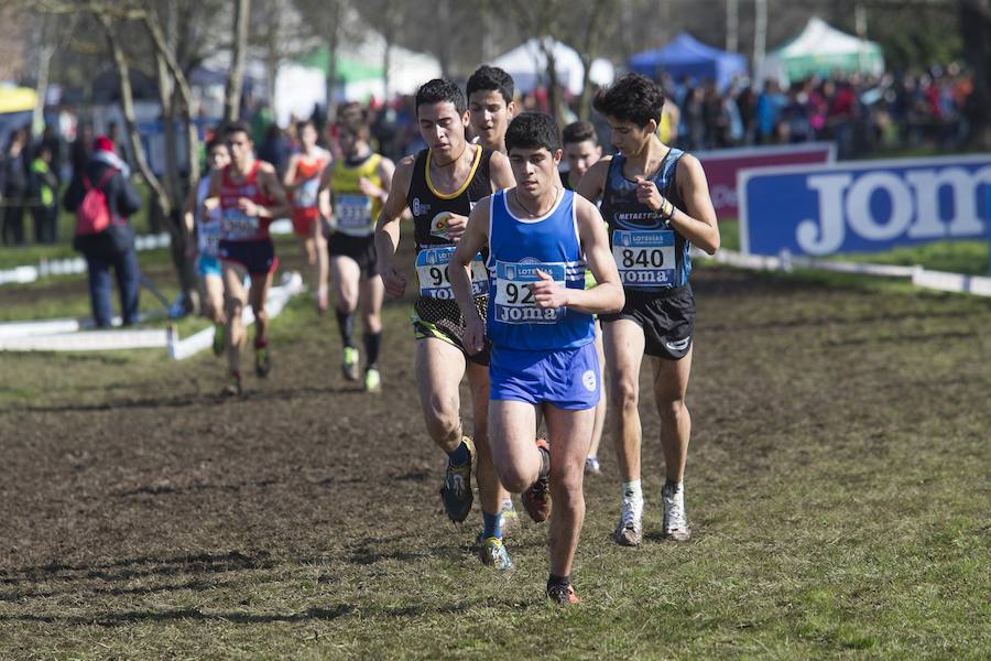 Se celebró en el Parque Fluvial de Viesques con éxito de participantes y espectadores. 