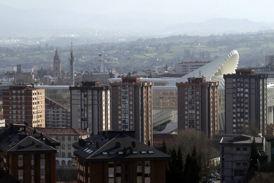 Imágenes tomadas desde los lugares más altos de la capital del Principado