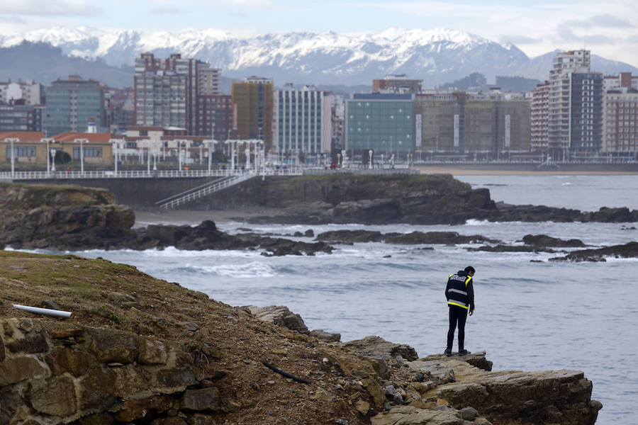 Fotos: Dispositivo de búsqueda en Gijón de Lorena Torrre, la mujer desaparecida