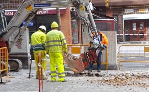 Un escape de gas obliga a desalojar varias viviendas en Lugones