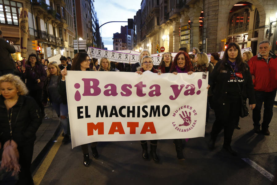 Asturias celebra el Día Internacional de la Mujer en las calles de Gijón en la primera huelga general feminista convocada bajo el lema 'Si nosotras paramos, se para el mundo'