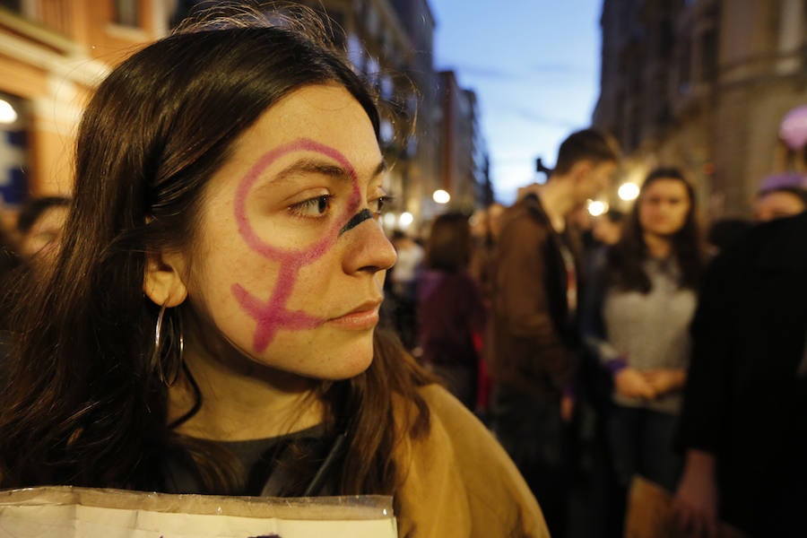 Asturias celebra el Día Internacional de la Mujer en las calles de Gijón en la primera huelga general feminista convocada bajo el lema 'Si nosotras paramos, se para el mundo'