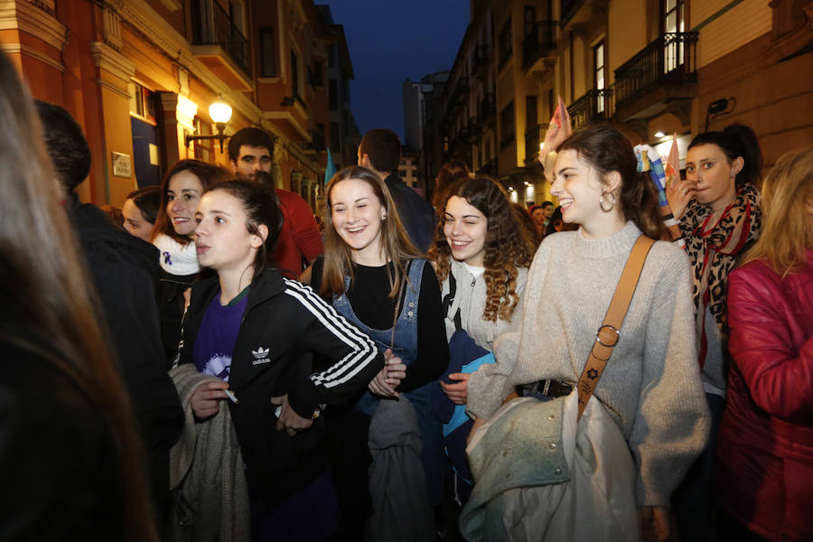 Asturias celebra el Día Internacional de la Mujer en las calles de Gijón en la primera huelga general feminista convocada bajo el lema 'Si nosotras paramos, se para el mundo'