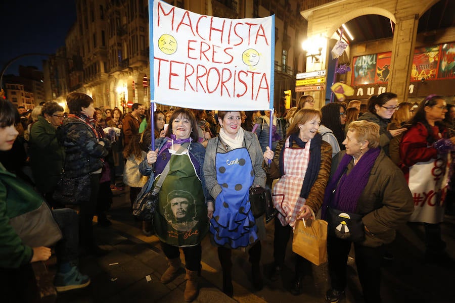 Asturias celebra el Día Internacional de la Mujer en las calles de Gijón en la primera huelga general feminista convocada bajo el lema 'Si nosotras paramos, se para el mundo'