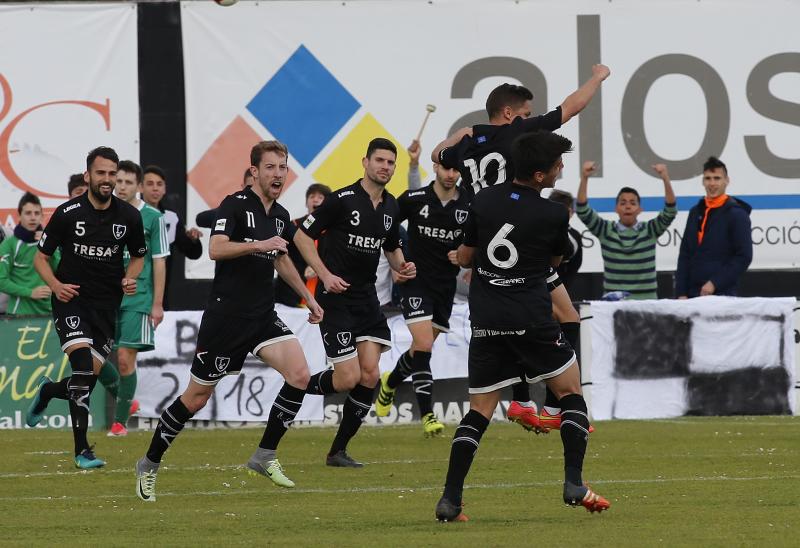 Fotos: Lealtad - Arenas, en imágenes