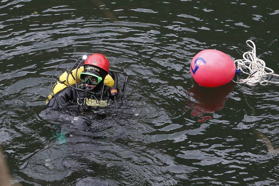 Tras confesar Javier Ledo el crimen de la gijonesa, un equipo de Geas ha vuelto al embalse de Arbón en busca de más pistas