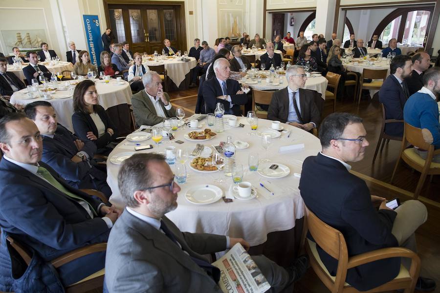 La ponencia corrió a cargo del subdirector general y director de Asset Management y Análisis de Banco Sabadell, Cirus Andreu. 