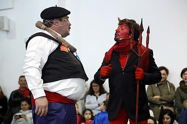 Representación de sidros y comedies en Valdesoto. 