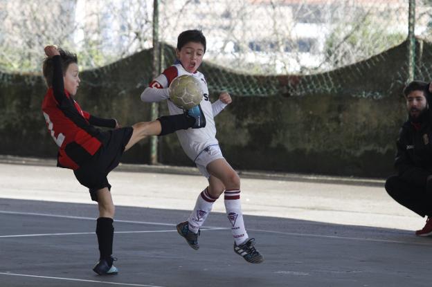 El Veriña superó al Roces en prebenjamines. 