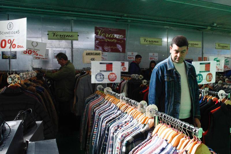 La Cámara de Comercio, de Avilés convoca un año más la Feria de Saldos y Stocks de la temporada de Otoño-Invierno, que tiene lugar en el Pabellón de Exposiciones y Congresos de La Magdalena