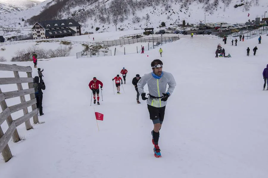 Fotos: ¿Estuviste en el Trail Blanco en Valgrande-Pajares? ¡Búscate!