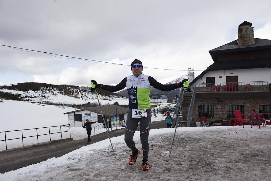 Fotos: ¿Estuviste en el Trail Blanco en Valgrande-Pajares? ¡Búscate!