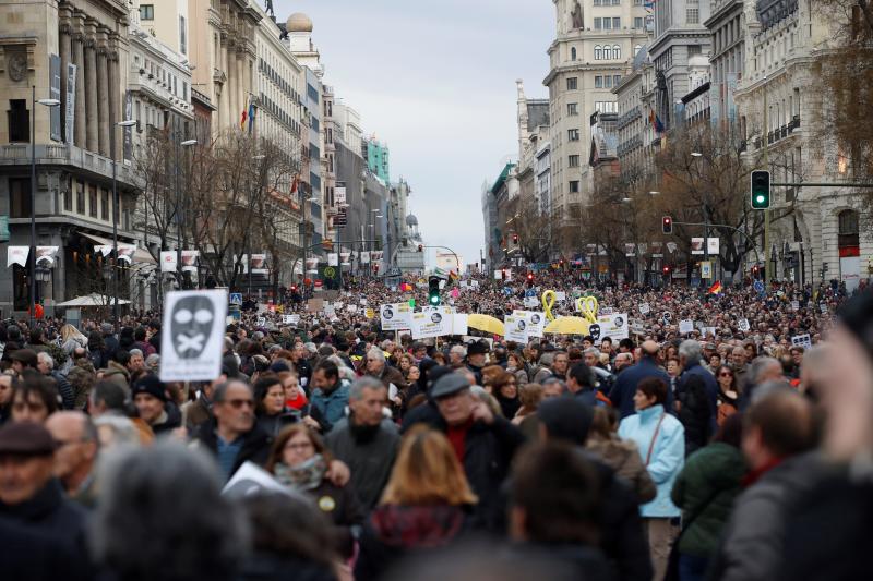 Madrid, Barcelona, Bilbao, San Sebastián, Vigo... protestan en las calles por el insuficiente alza del 0,25% y piden que estas ayudas se revaloricen en función del IPC