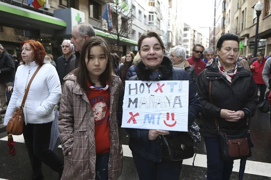 Fotos: Los pensionistas asturianos se manifiestan en Gijón por una pensión digna