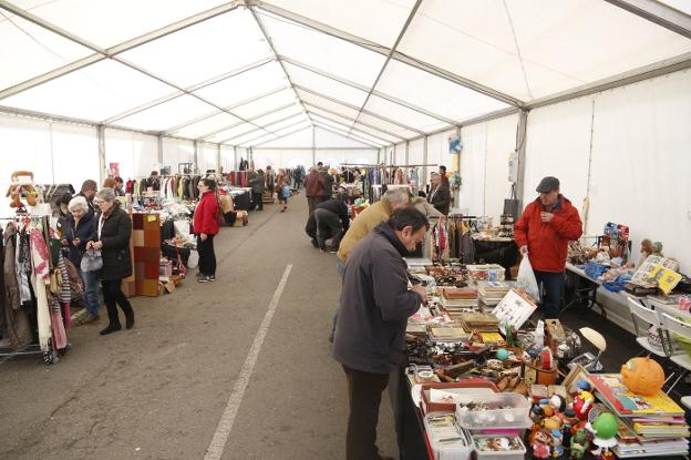 Mercado del trueque en El Berrón
