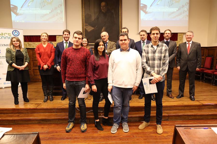 Medio centenar de estudiantes asturianos se han clasificado para la gran final de STARTinnova, el programa de fomento de la cultura emprendedora que promueve EL COMERCIO. Organizados en cinco equipos, han presentado sus proyectos ante un jurado de expertos en el Aula Magna del Edificio Histórico de la Universidad de Oviedo.