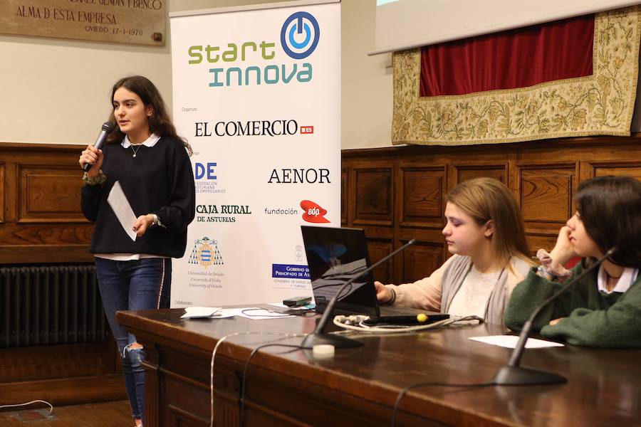 Medio centenar de estudiantes asturianos se han clasificado para la gran final de STARTinnova, el programa de fomento de la cultura emprendedora que promueve EL COMERCIO. Organizados en cinco equipos, han presentado sus proyectos ante un jurado de expertos en el Aula Magna del Edificio Histórico de la Universidad de Oviedo.