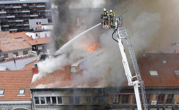 La jueza atribuye la muerte del bombero Eloy Palacio a su «imprudencia temeraria»