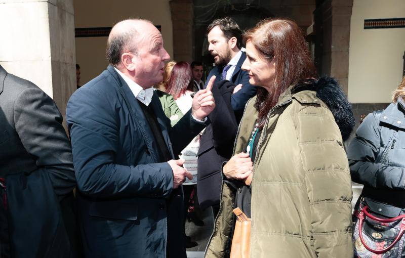 El acto tuvo lugar en el patio del Centro de Cultura Antiguo Instituto y estuvo presidido por la alcaldesa de Gijón, Carmen Moriyón, y el director de Ser Gijón y Ser Avilés, Pablo González-Palacios.