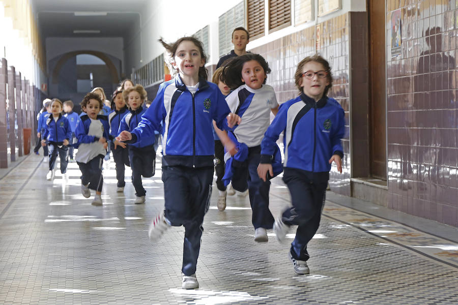 Bajo el título 'Unas fiestas de cine' el centro educativo presenta un intenso programa que incluye un gran número de actividades entre el jueves y el sábado.