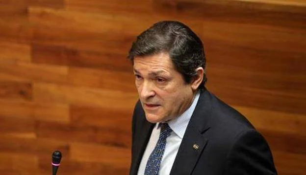 Javier Fernández: «Espero que el nuevo delegado de Gobierno trabaje por los intereses de Asturias»