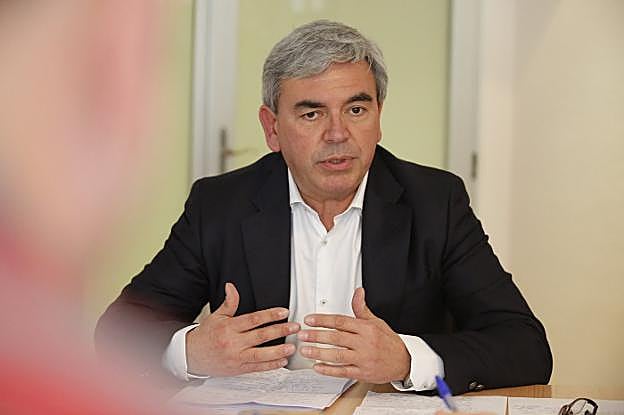 El nuevo delegado del Gobierno, Mariano Marín, ayer, en un momento de la entrevista. 