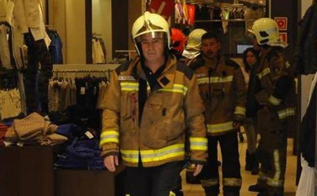 Eloy Palacio, el bombero fallecido en el incedio de la calle Uría de Oviedo. 