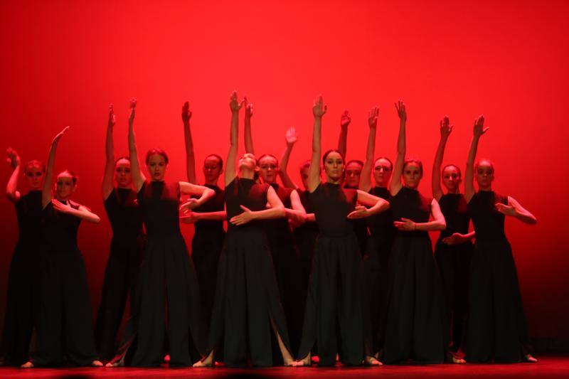 La Xana, Luz Quiles López y la Xanina, Irene Pérez Cortés, fueron elegidas en el Teatro Palacio Valdés en la tradicional gala que da inicio a las fiestas.