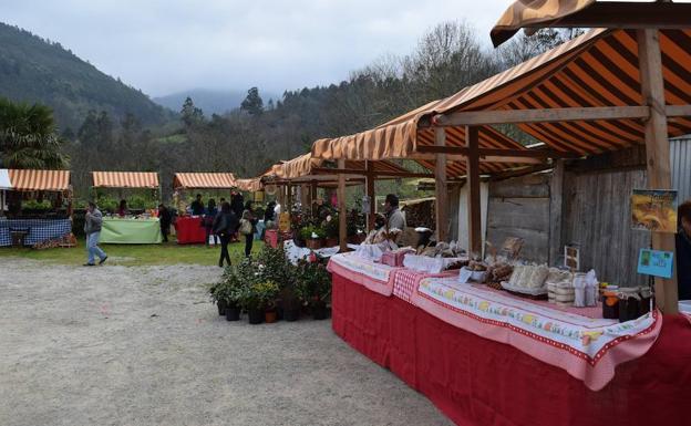 El Valle de Paredes acoge la XV Muestra de Oficios y Costumbres del Mundo Rural